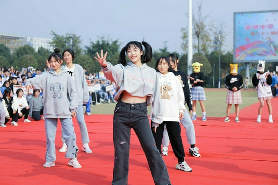 让队友受益